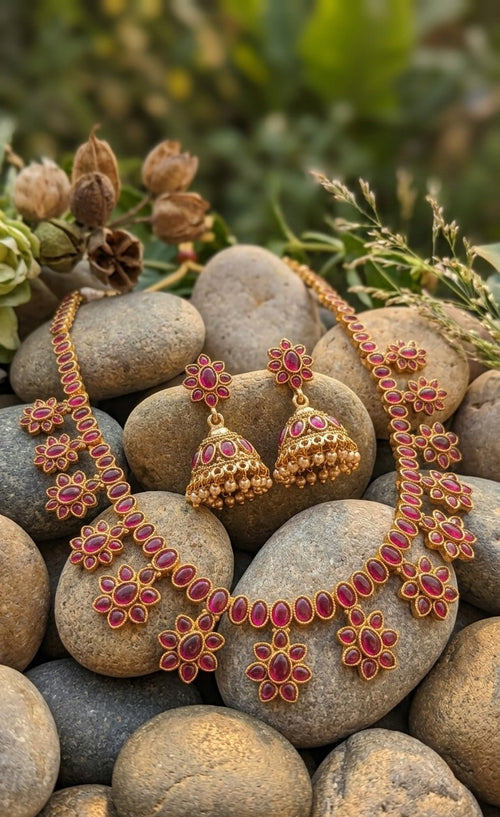 Elegance in Bloom: The Crimson Heritage Set